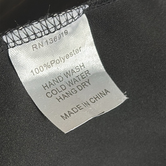 Trish Scully Child Metallic Silver dress size 5 - Picture 5 of 5